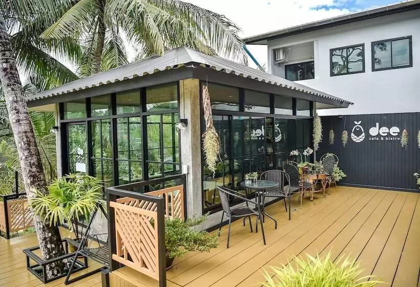 Hotelli Dee Homestay