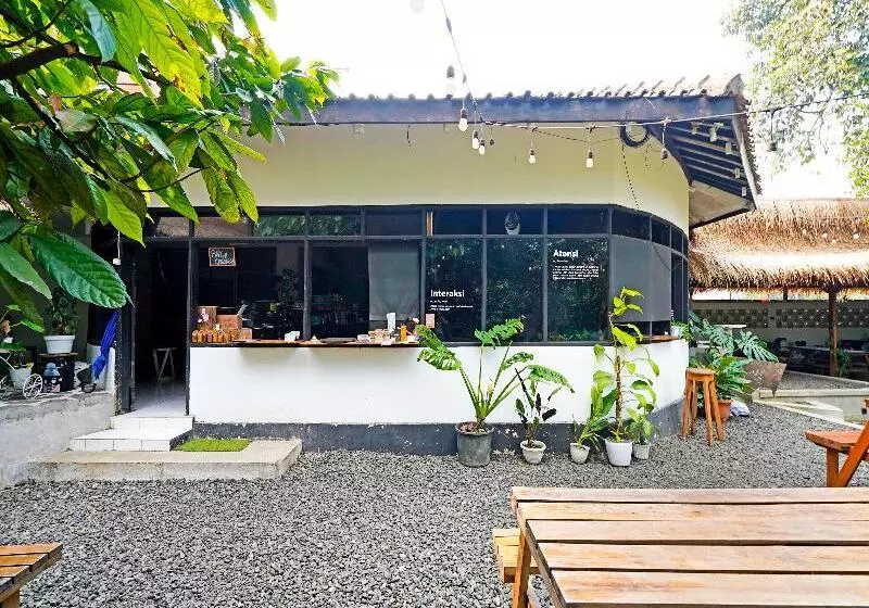 هتل Garden Hostel By Oyo