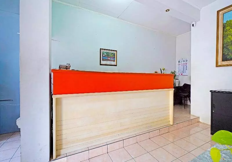 هتل Garden Hostel By Oyo