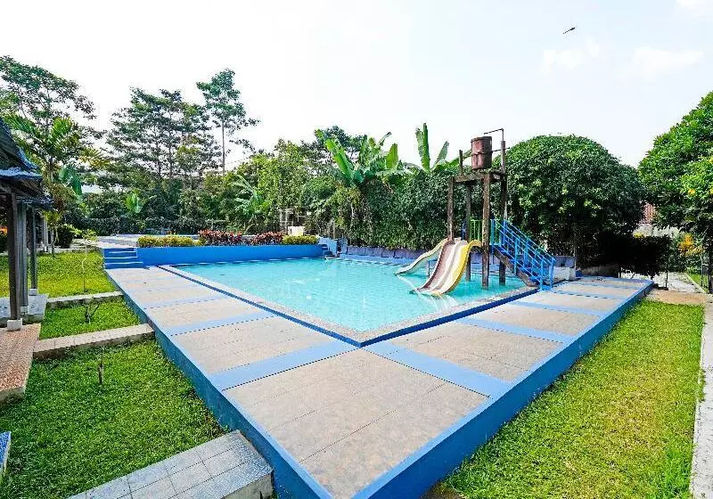 هتل Garden Hostel By Oyo