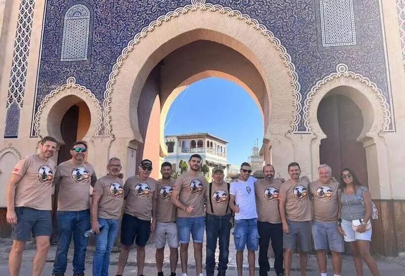 Hotelli Hôtel Debrazza