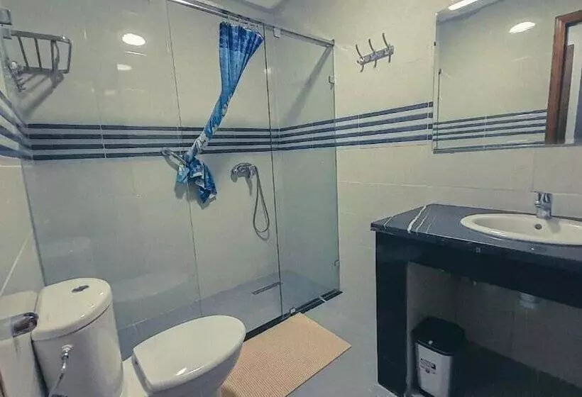 Hotelli Hôtel Debrazza