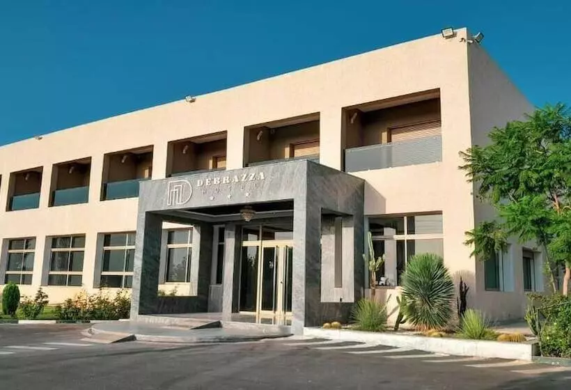 Hotelli Hôtel Debrazza