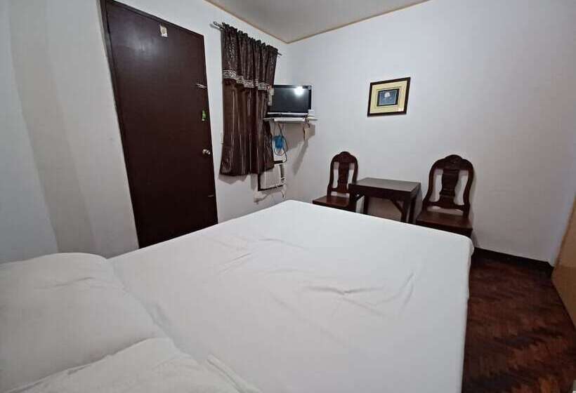 בית מלון כפרי Jc Affordable Transient By Oyo