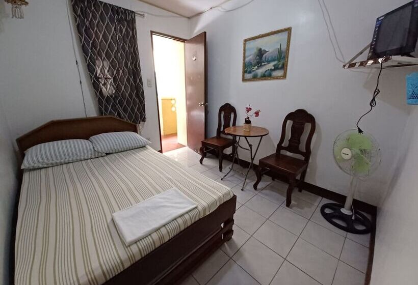 בית מלון כפרי Jc Affordable Transient By Oyo