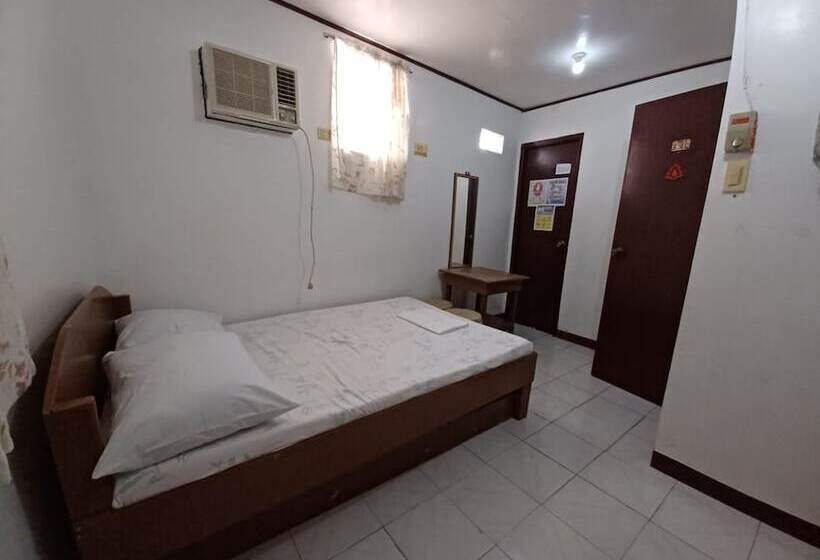 בית מלון כפרי Jc Affordable Transient By Oyo