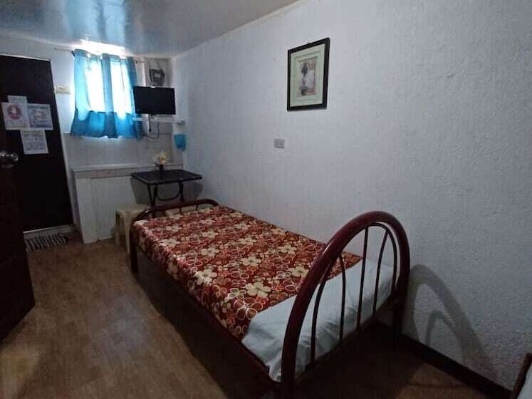 בית מלון כפרי Jc Affordable Transient By Oyo