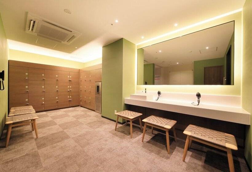 Hotelli Jr West Group Via Inn Prime Sapporo Odori