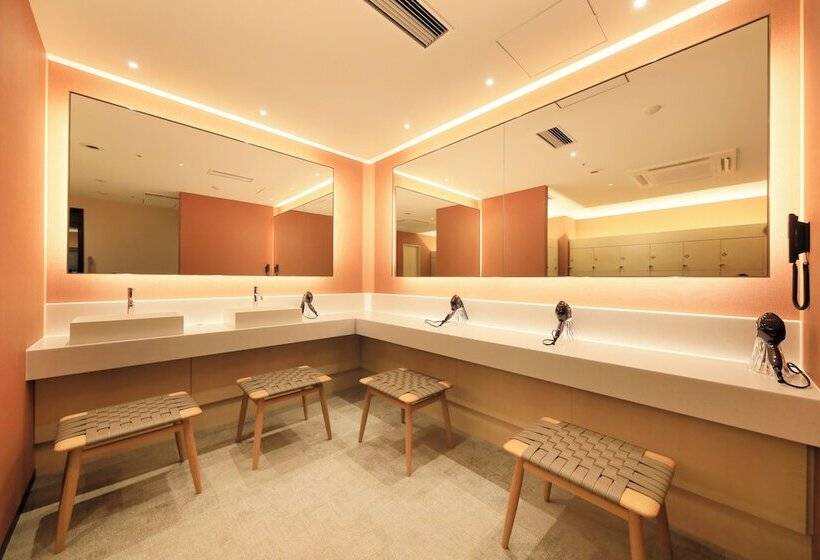 Hotelli Jr West Group Via Inn Prime Sapporo Odori