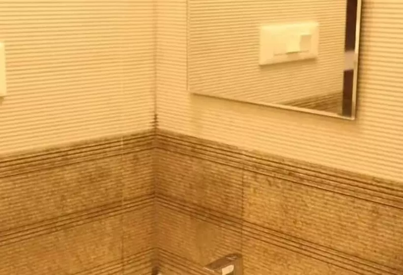 Hotelli Kalinga Tavern Residency