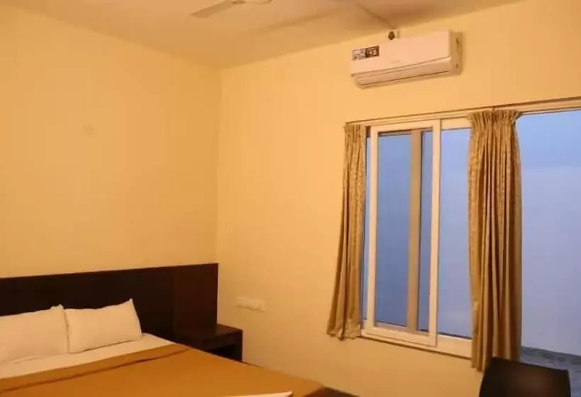 Hotelli Kalinga Tavern Residency