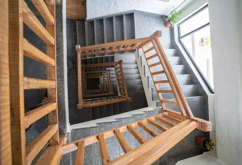 هتل Mera Peak Private Limited