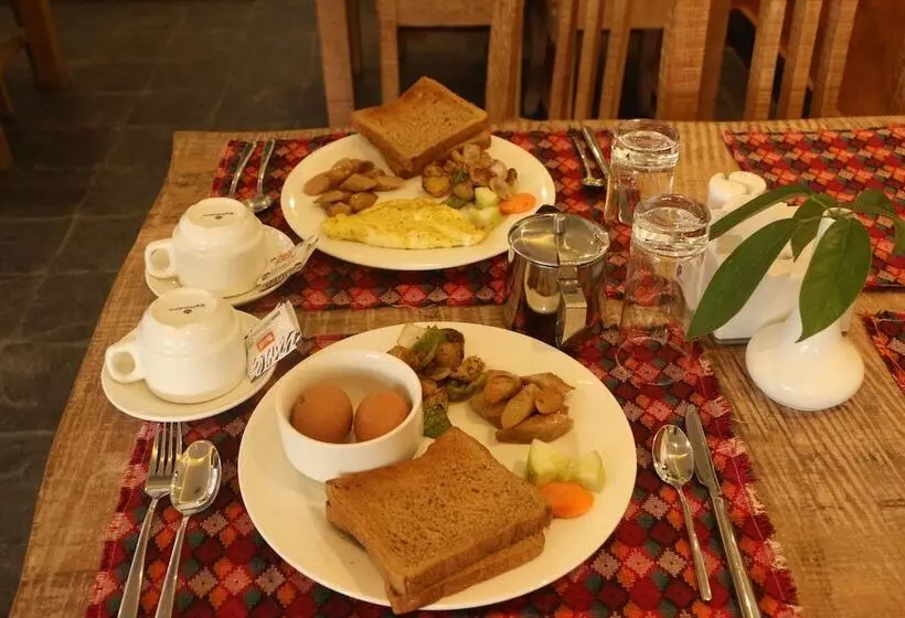 هتل Mera Peak Private Limited