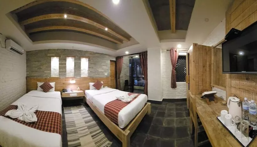 هتل Mera Peak Private Limited