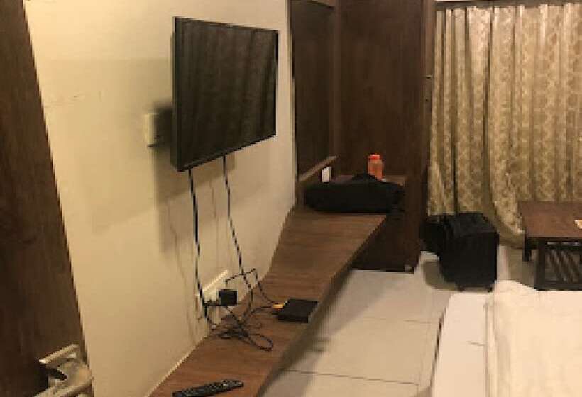 Hotel Metro Palace Panvel Navi Mumbai