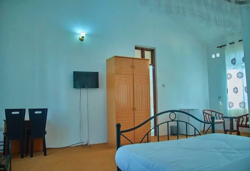 ホテル Ngorongoro Corridor Lodge Karatu