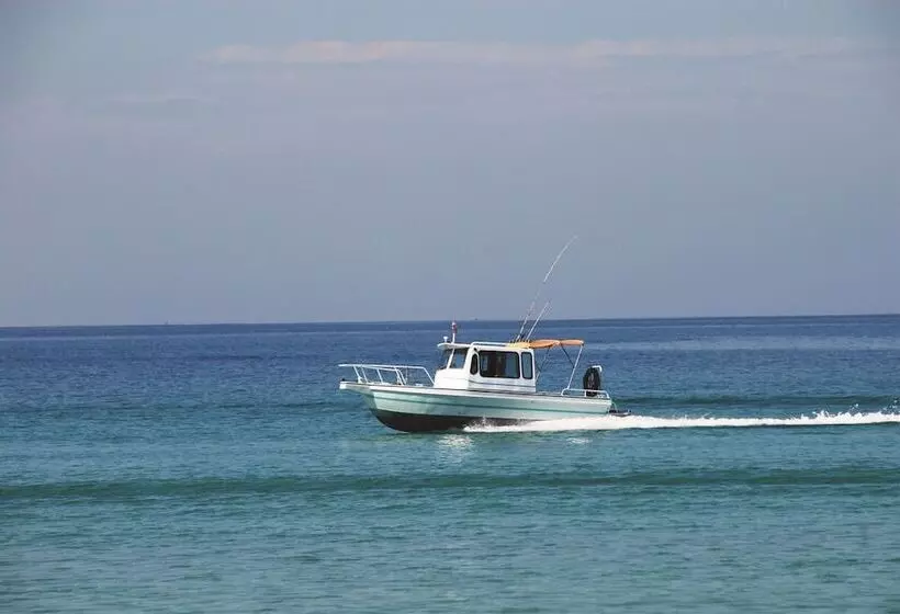 هتل One Myanmar Resort Ngapali