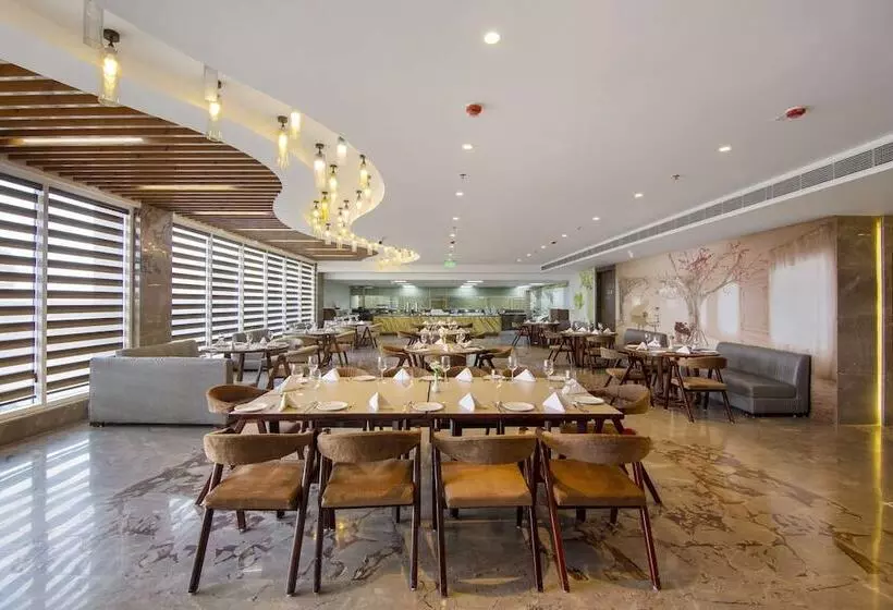 Hotelli Sarovar Portico Sonipat