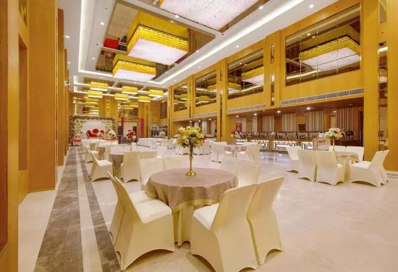 Hotelli Sarovar Portico Sonipat