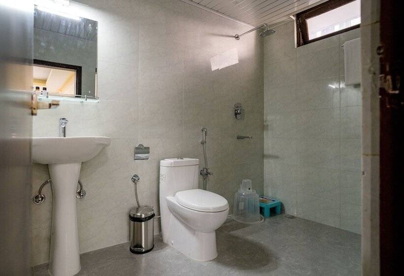 בית מלון כפרי Sharolyn Boutique