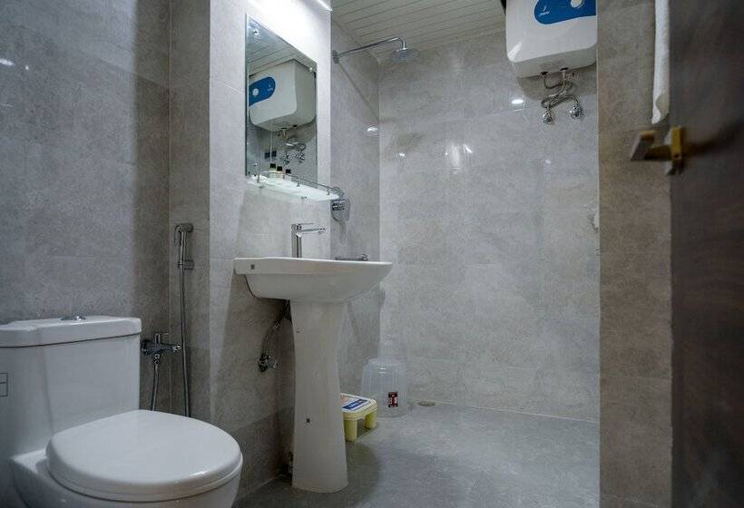 בית מלון כפרי Sharolyn Boutique