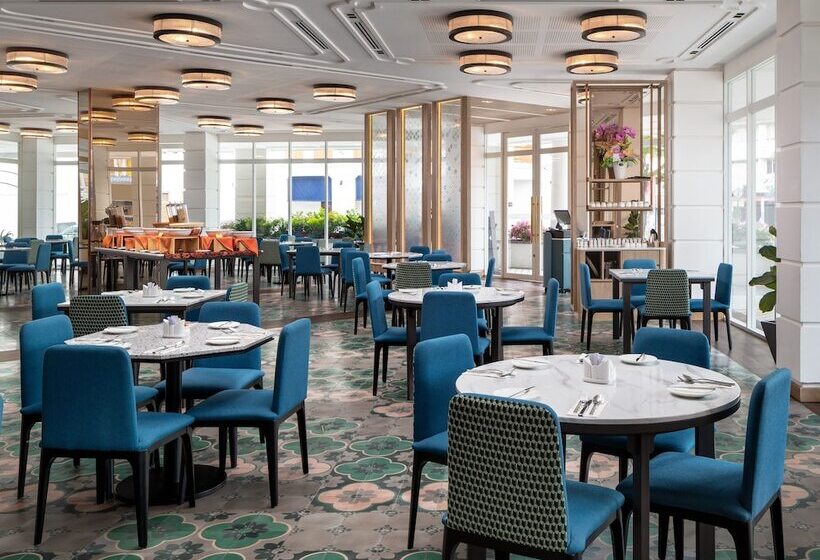 בית מלון כפרי The George Penang by The Crest Collection