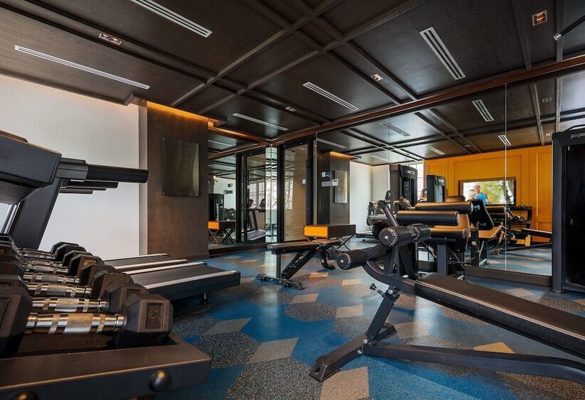 בית מלון כפרי The George Penang by The Crest Collection