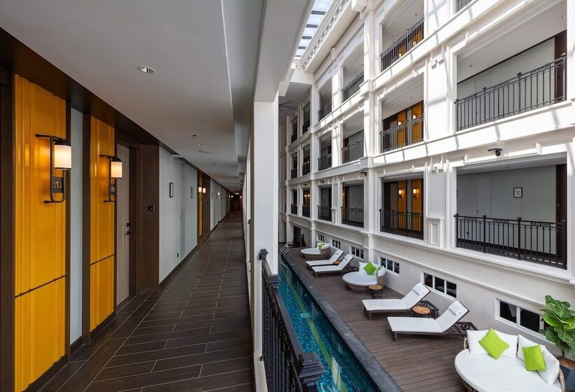 בית מלון כפרי The George Penang by The Crest Collection