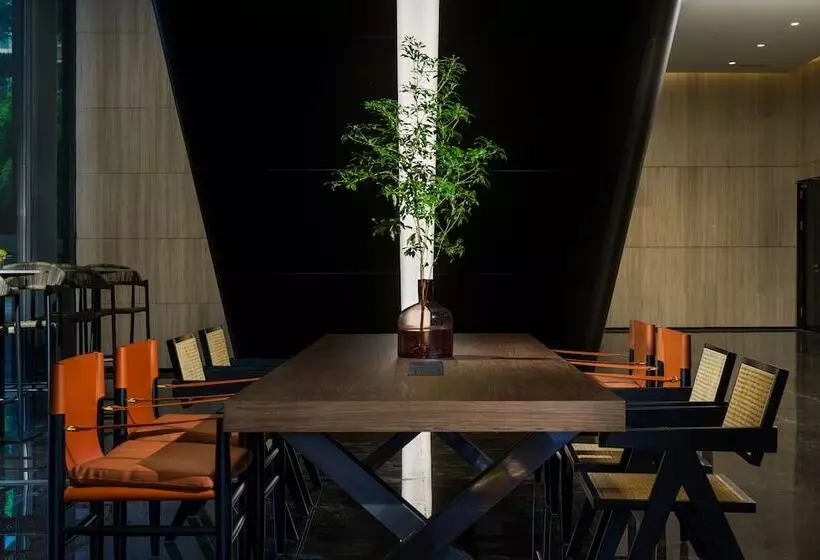 Hotelli Urcove By Hyatt Shenzhen Futian Cbd