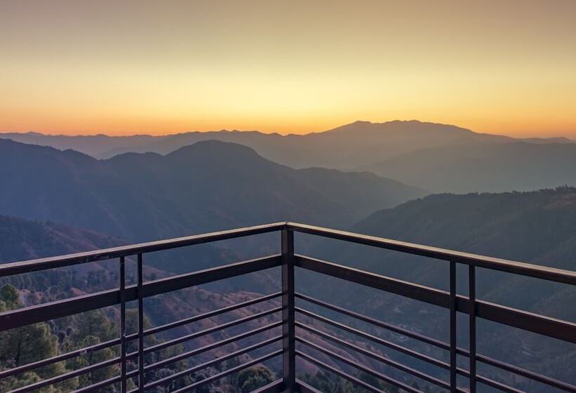 Hotel Xenious Micro Vista Elite Chail