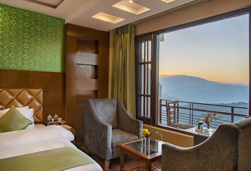 Hotel Xenious Micro Vista Elite Chail