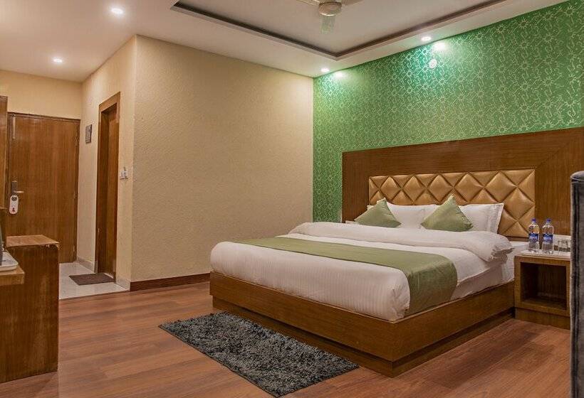 Hotel Xenious Micro Vista Elite Chail