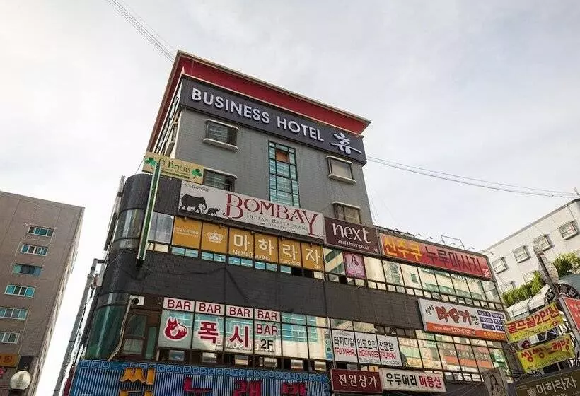 Motelli Changwon Jungangdong Business Hotel Hue