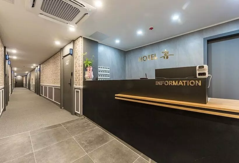 Motelli Changwon Jungangdong Business Hotel Hue