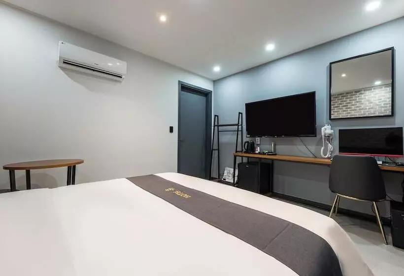 Motelli Changwon Jungangdong Business Hotel Hue