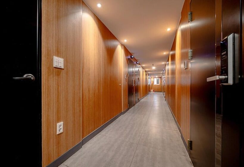Motel Jeonju Junghwasandong Towsome Stay