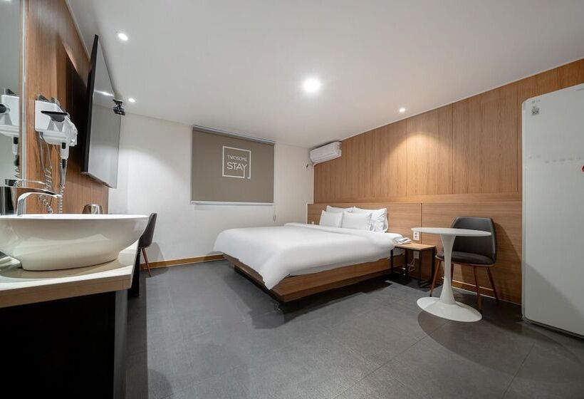 Motel Jeonju Junghwasandong Towsome Stay