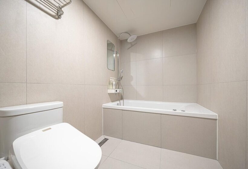 Motel Jeonju Junghwasandong Towsome Stay