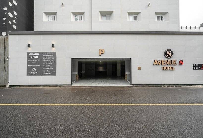 Motel Wolgot Avenue S