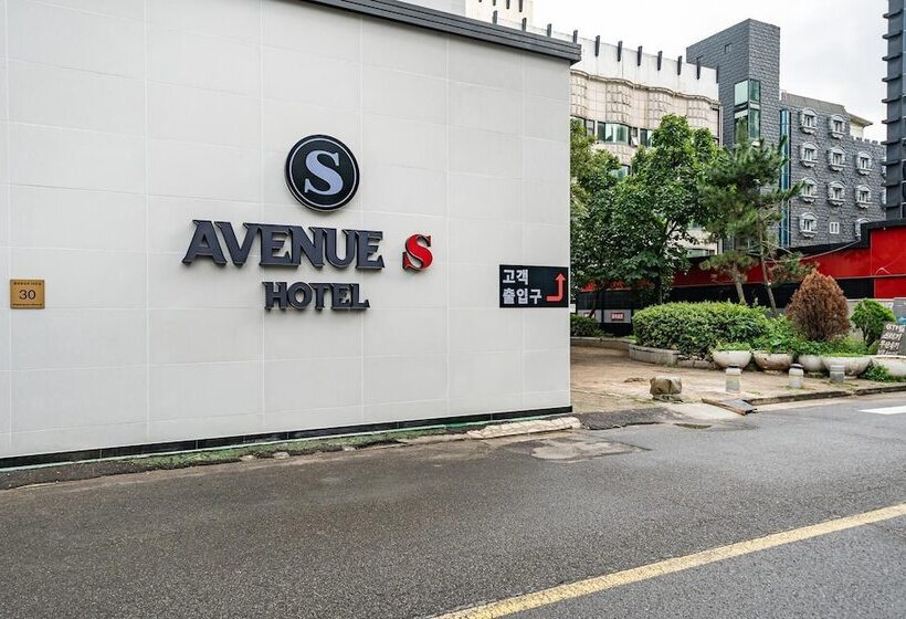 Motel Wolgot Avenue S