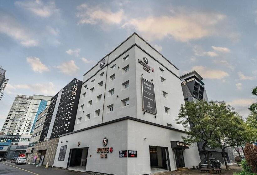 Motel Wolgot Avenue S