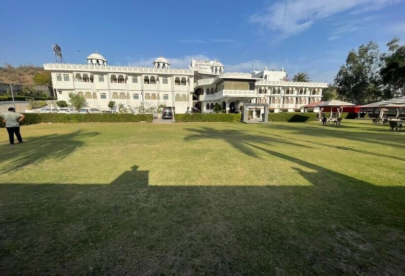 Resort Gold Nest Rubystone Heritage