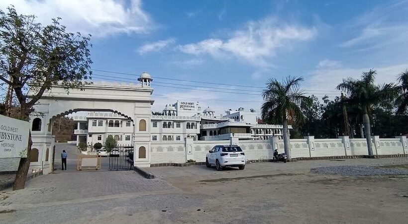 Resort Gold Nest Rubystone Heritage