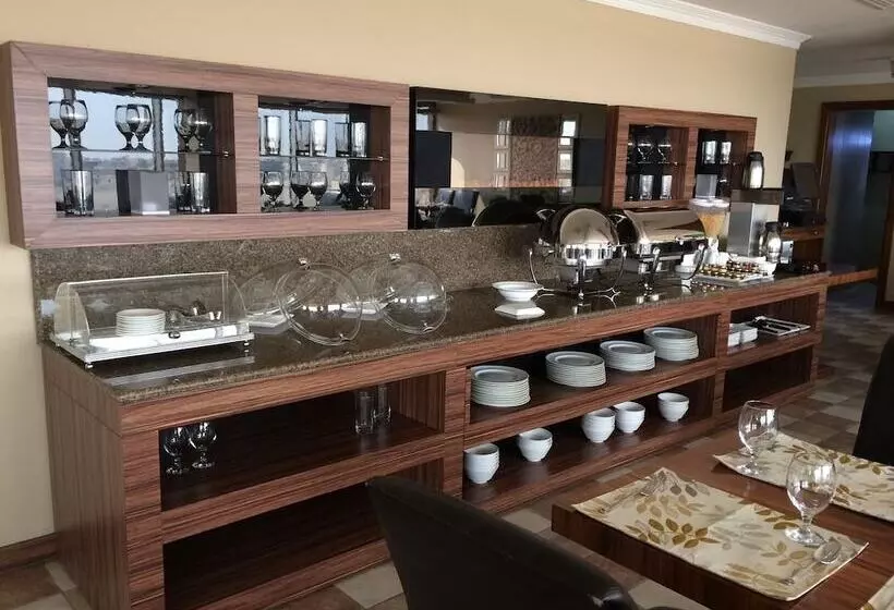 Wakra Inn Hotel Apartments