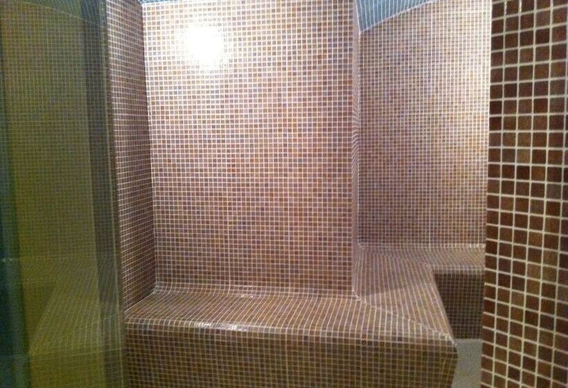 Wakra Inn Hotel Apartments