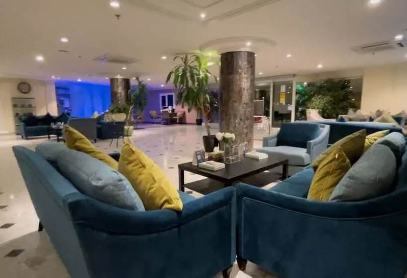 Wakra Inn Hotel Apartments