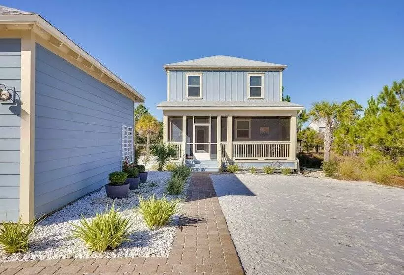 Beachy Port St Joe Home: On Site Boardwalk Access!