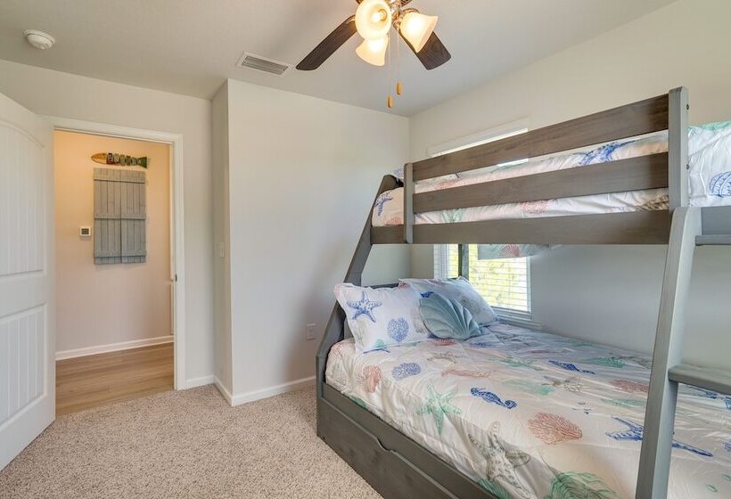 Beachy Port St Joe Home: On Site Boardwalk Access!