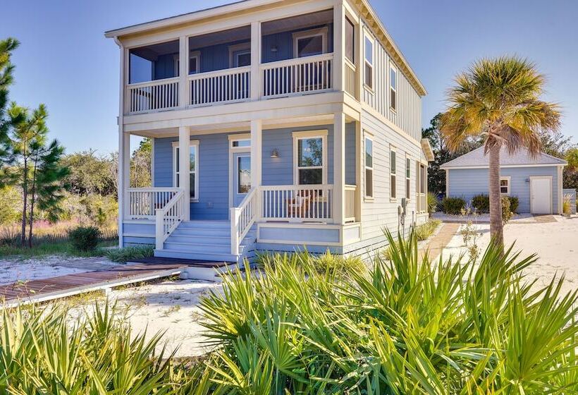Beachy Port St Joe Home: On Site Boardwalk Access!