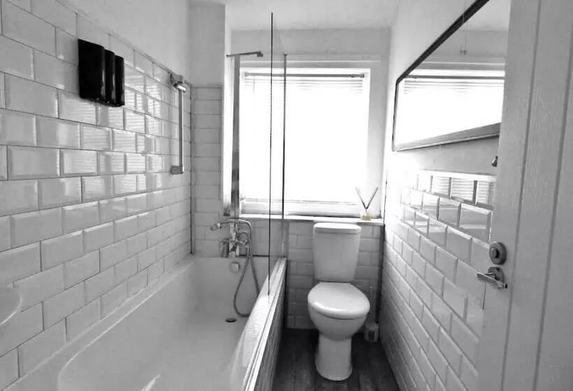 Aamiaismajoitus (B&B) Converted Railway Cottage